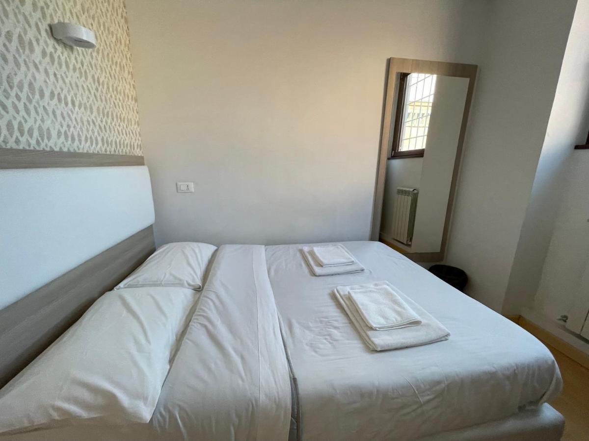 Luciano Laterani Guest House Roma Ngoại thất bức ảnh